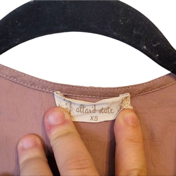 Altar'd State Women's Satin Pink Ballet Ruffle Blouse Size XS - Picture 3 of 6